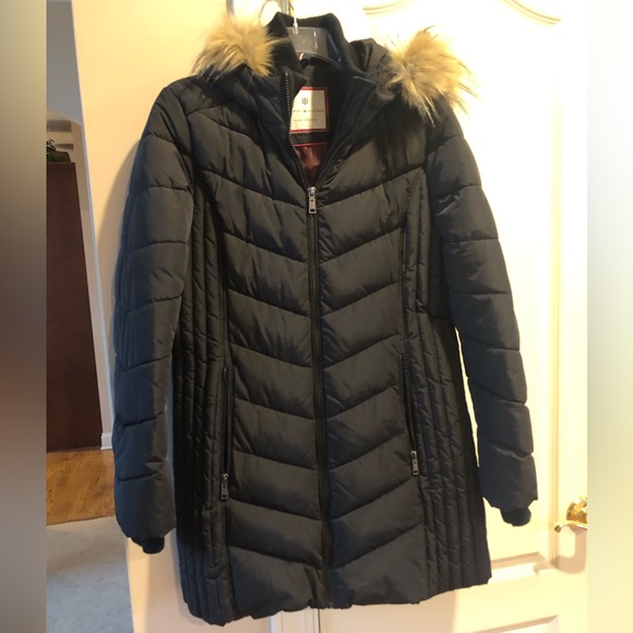 Tommy Hilfinger Women’s Faux Fur Trimmed Hooded Coat, Size Medium - Picture 2 of 7